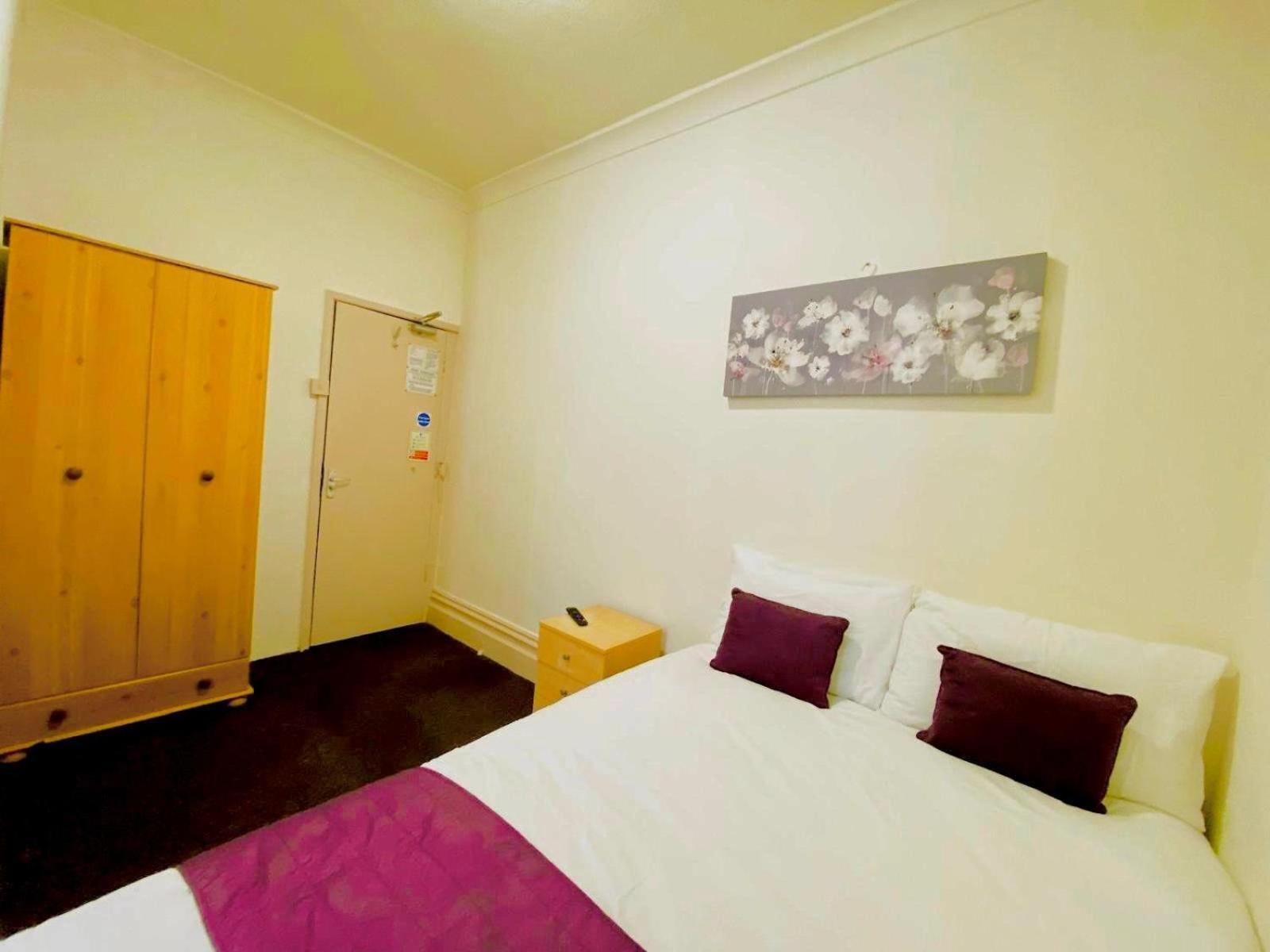 Beach Blackpool Hotel - Great Location, Comfortable Beds Exterior photo