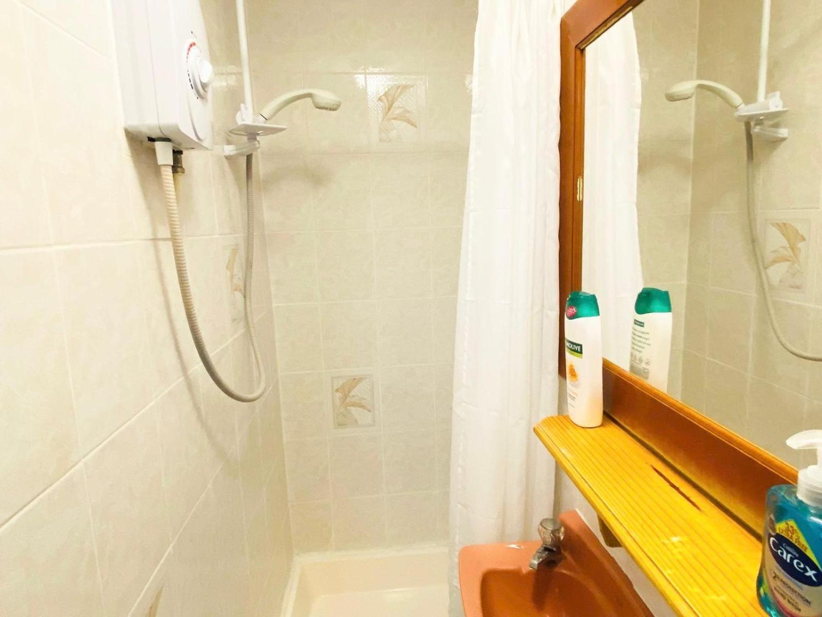 Beach Blackpool Hotel - Great Location, Comfortable Beds Exterior photo